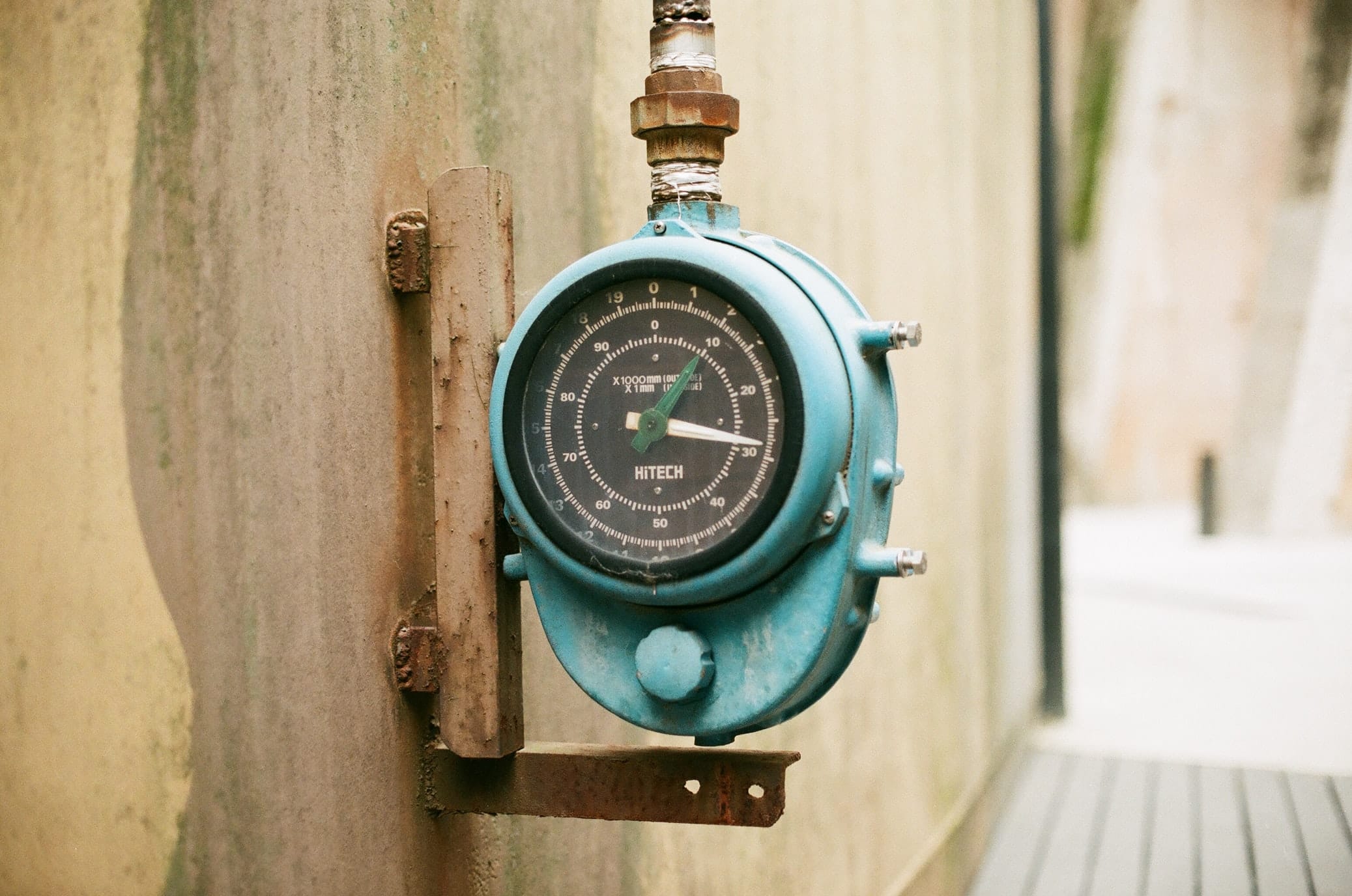 Old school, analog gauge
